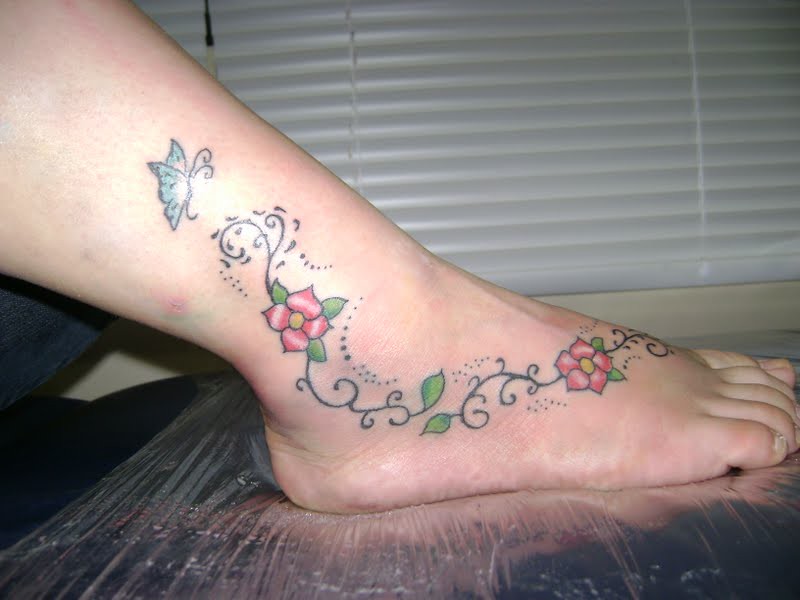 DJOTA Tattoo Barreiros PE tattoo de henna Ramo de Flores no pé ramo de flores msn Lello "tattoo" Flickr