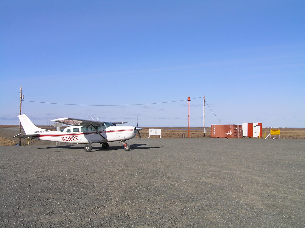 Quinhagak, AK P5050064 Cessna 207 on the ramp at the Quinh… Flickr