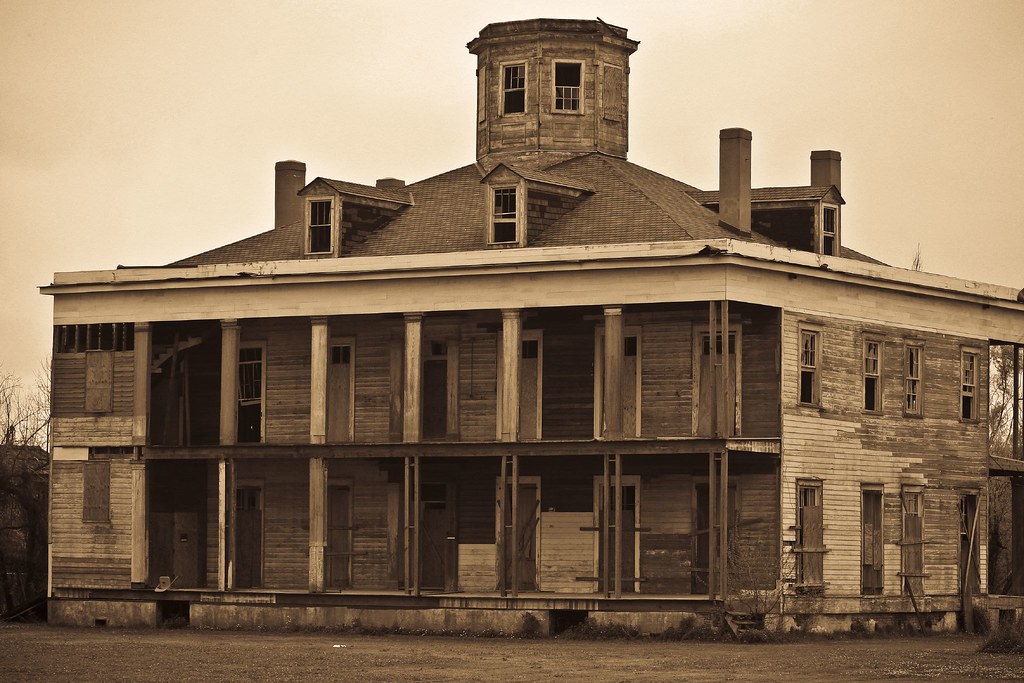 IMG_5089 LeBeau Plantation Arabi, Louisiana St Bernard Par… Flickr