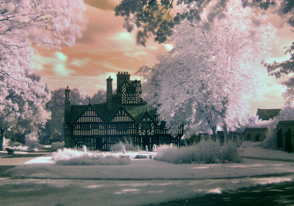 Oak House IR Oak House, West Bromwich, West Midlands. Fuji… Flickr