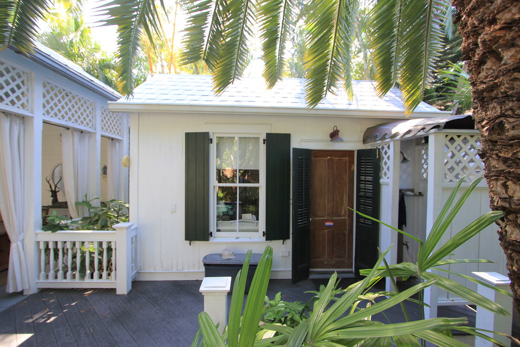 615 Caroline Street, Key West