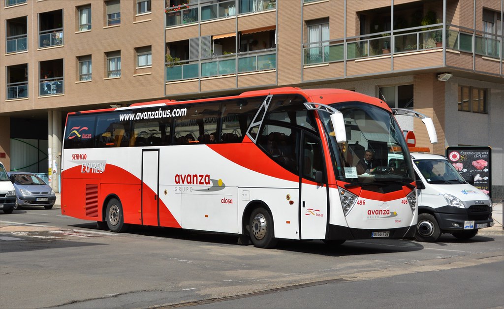 Huesca, calle Zaragoza 18.03.2016 ALOSA autocares y autobu… Flickr