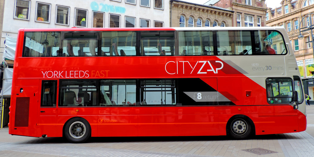 X8VTD (YC53MXU) 3608 Transdev York city zap Briggate in Le… Flickr