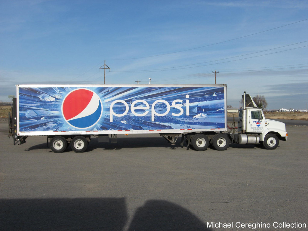 PepsiCola International daycab with liftgate trailer belo