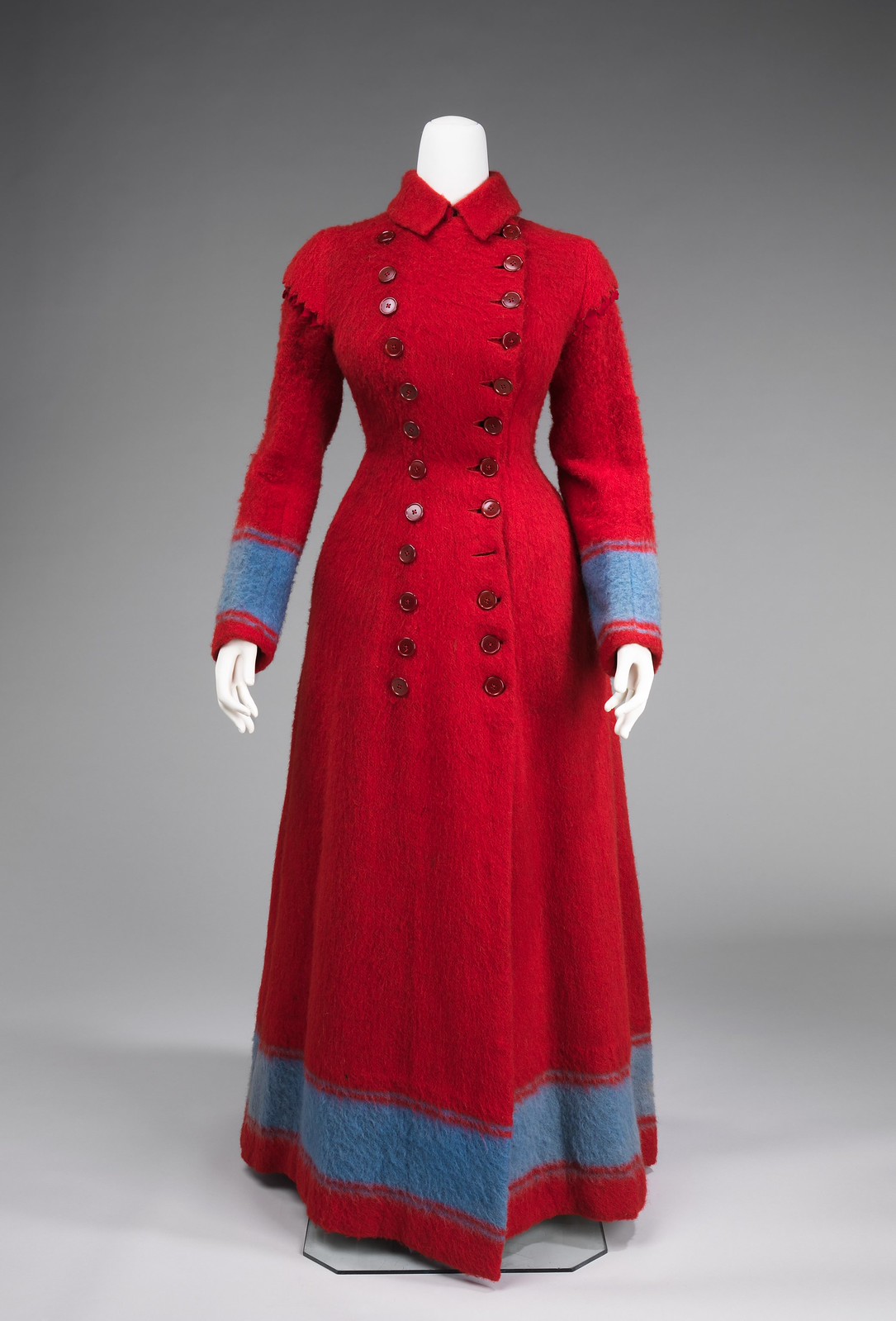 10 Exquisite Victorian Dressing Gowns — Slipping Into Something More