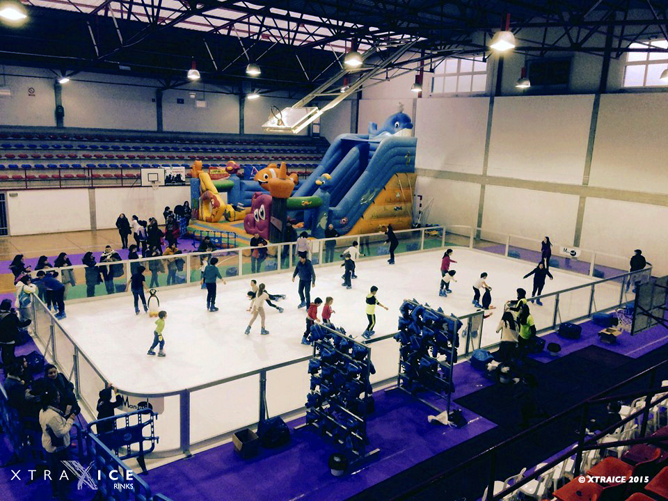 Indoor Ice Rink in Spain Xtraice rink installed at a Famil… Flickr