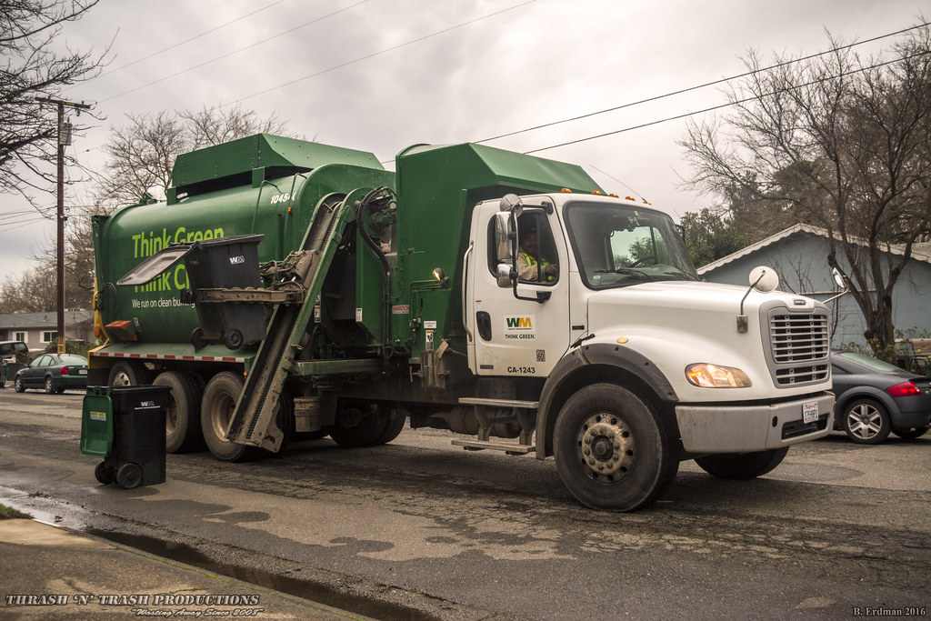 Freightliner M2 Amrep HX450ASL Garbage Truck Chassis … Flickr