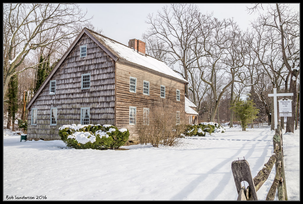 Thompson House 1709 Setauket, NY Thompson House is a histo… Flickr
