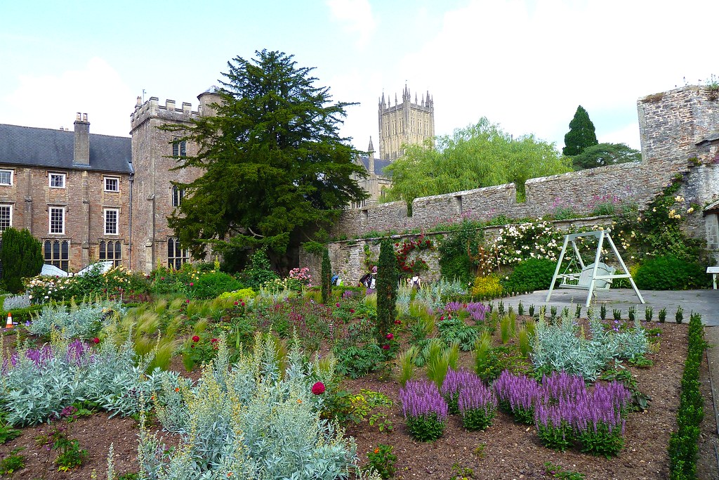 The Gardens A view across the recently restored No… Flickr