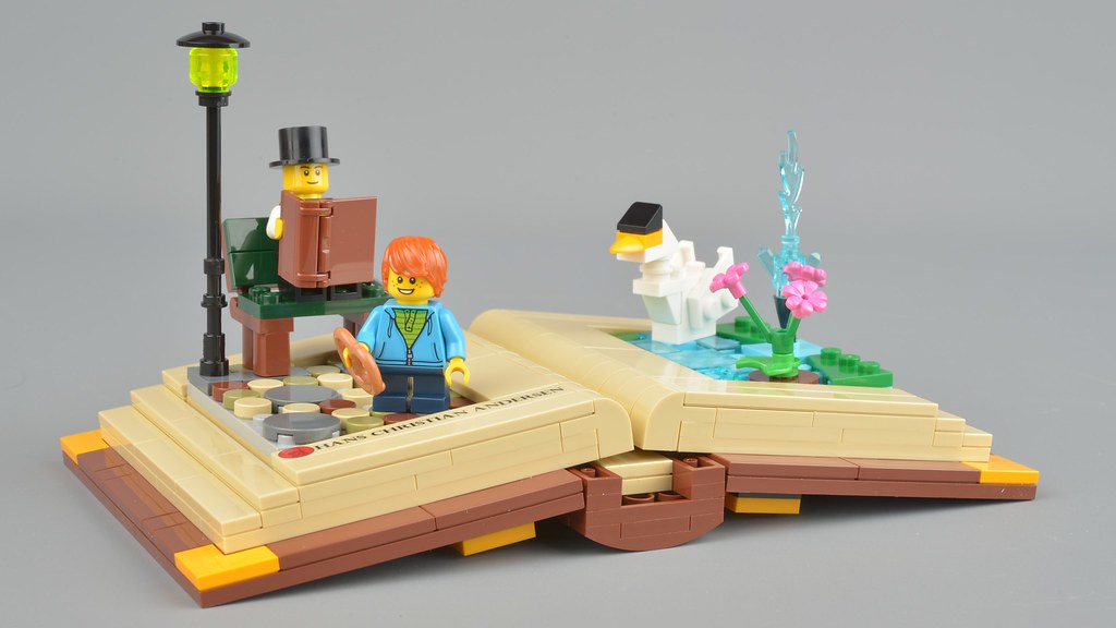 LEGO 40291 Creative Personalities review | Brickset