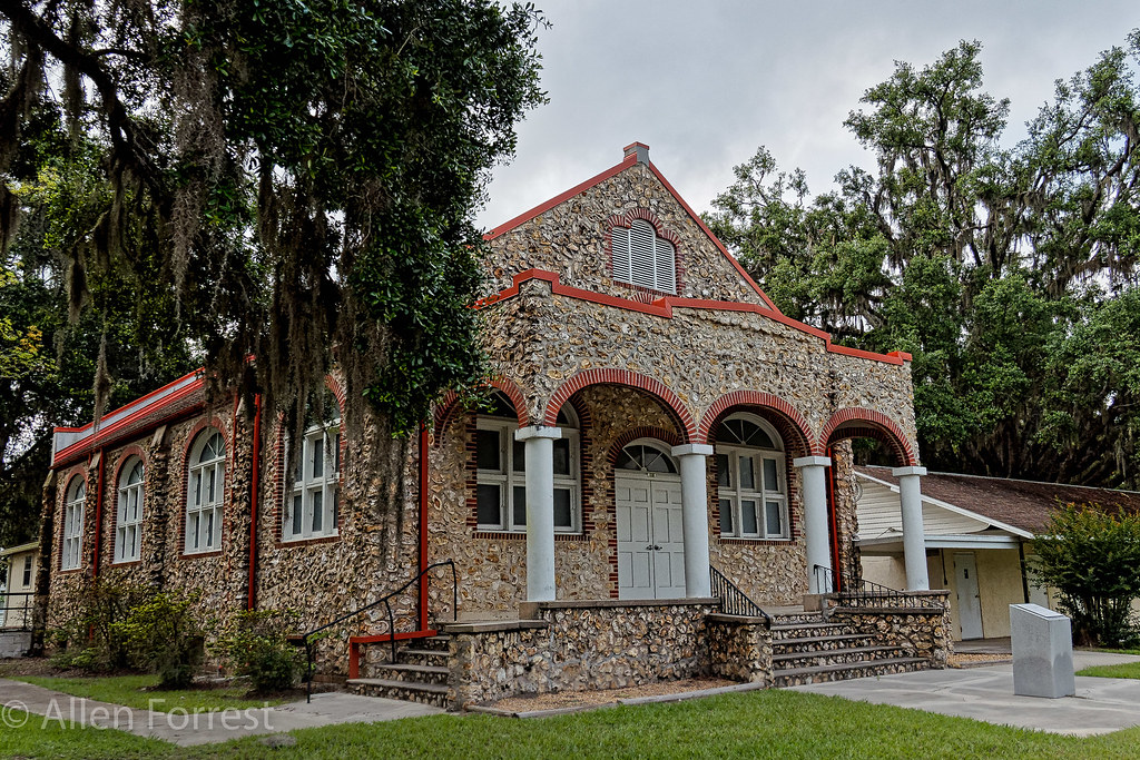 The old Trenton Church of Christ The old Trenton Church of… Flickr