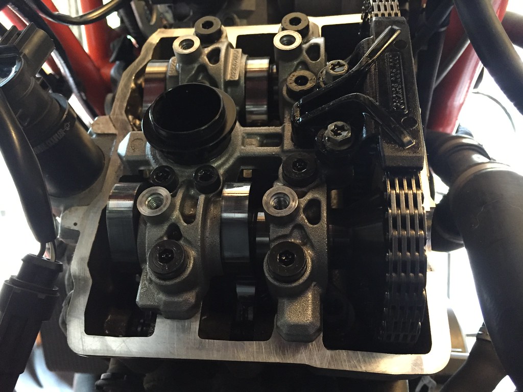 Valve Adjustment on a 1290 Adventure Rider