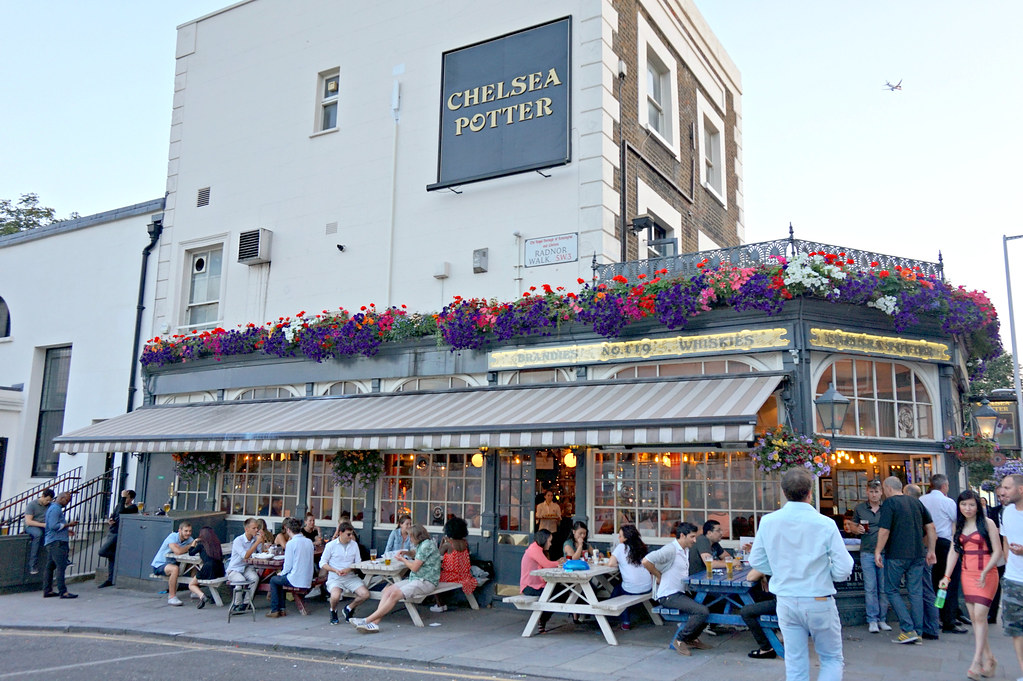 Chelsea Potter Londres, Inglaterra Living in Iberia