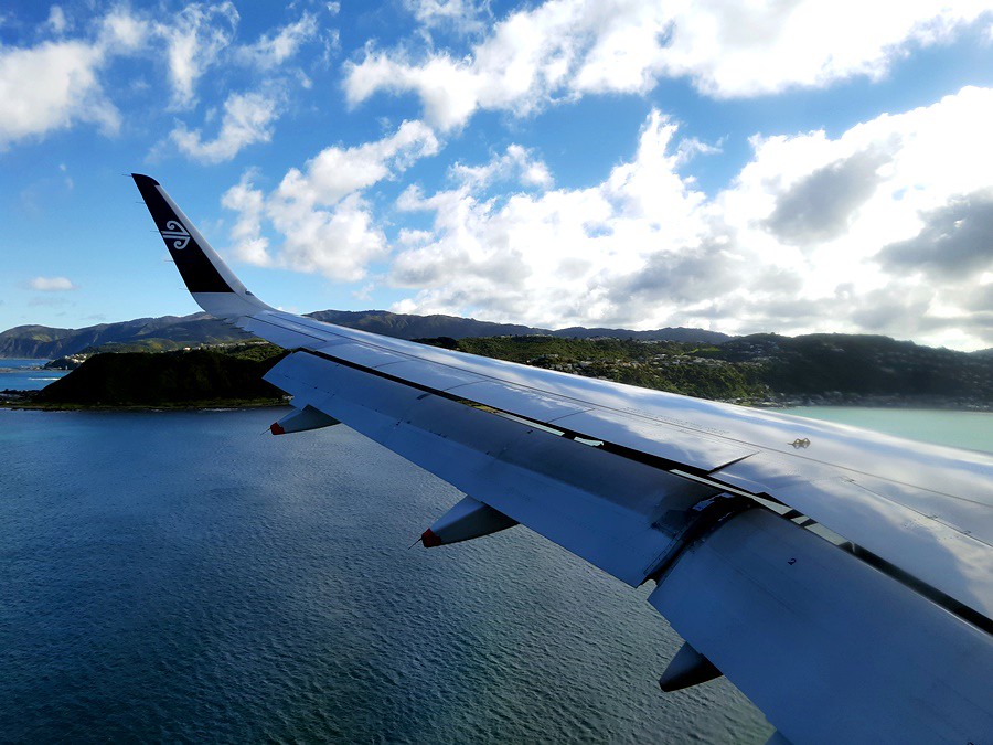 Review of Air New Zealand flight from Auckland to Wellington in Economy
