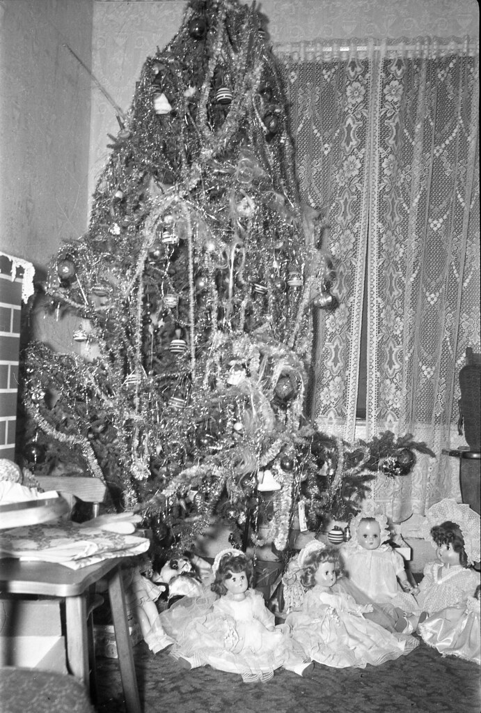 1940s Christmas Tree Christmas Tree & Gifts, 1940s One of two Christmas photos.… Flickr
