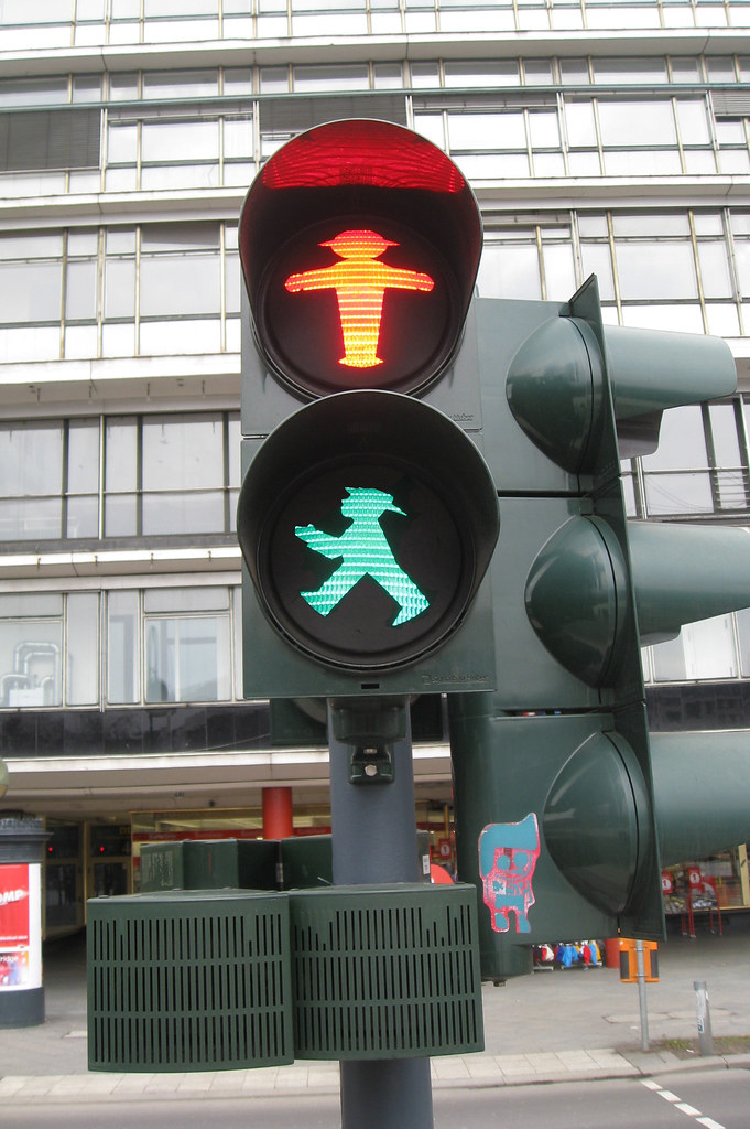 Berlin traffic lights Stop and Go at the same time? Flickr