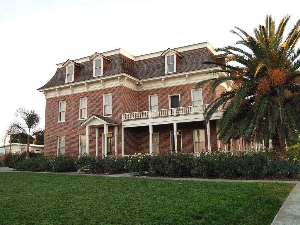 Barton Mansion Redlands CA Supposed to be haunted? nah!! Flickr