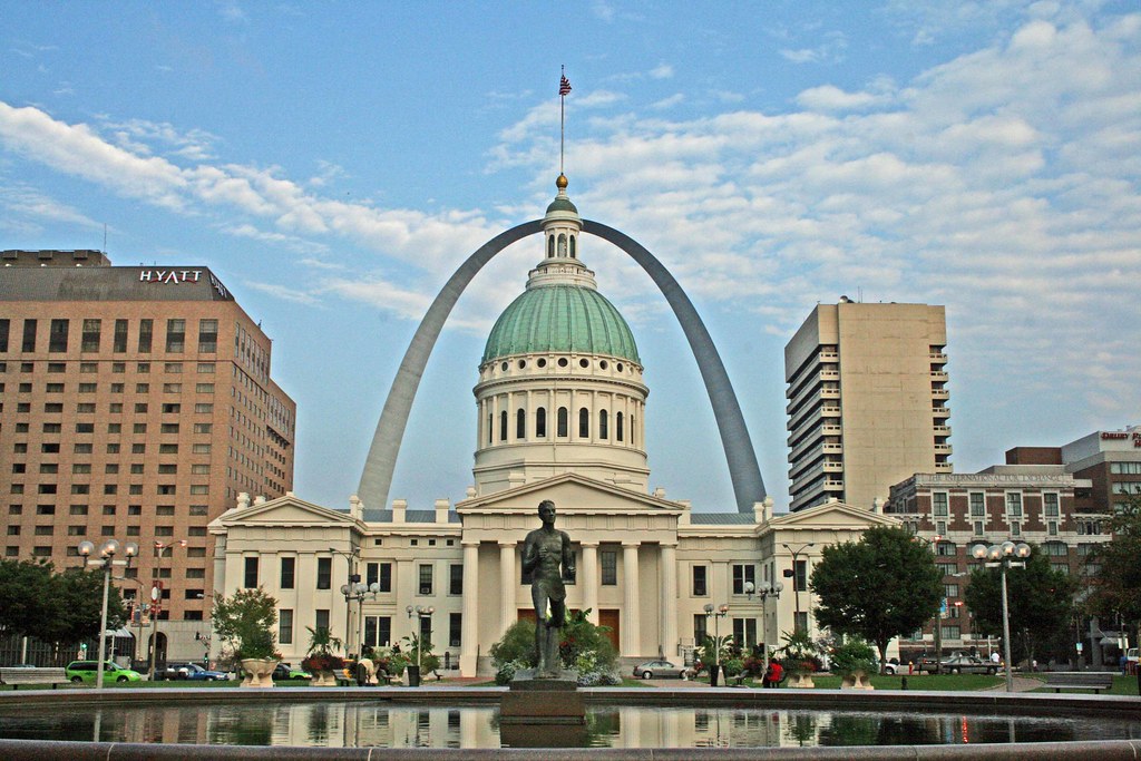 Old Court House & Gateway Arch St Louis, Missouri The Old … Flickr