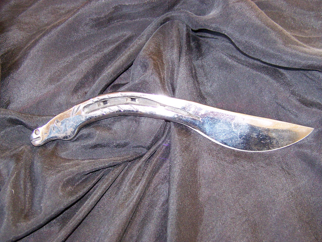 Horseshoe Knife Knife made from half of a horseshoe Meralain Flickr