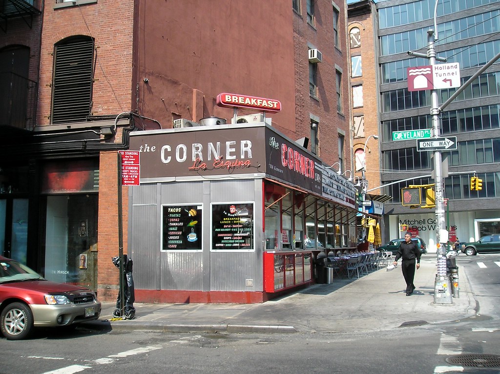 The Corner (La Esquina) Deli, Tribeca, Manhattan, New York… Flickr