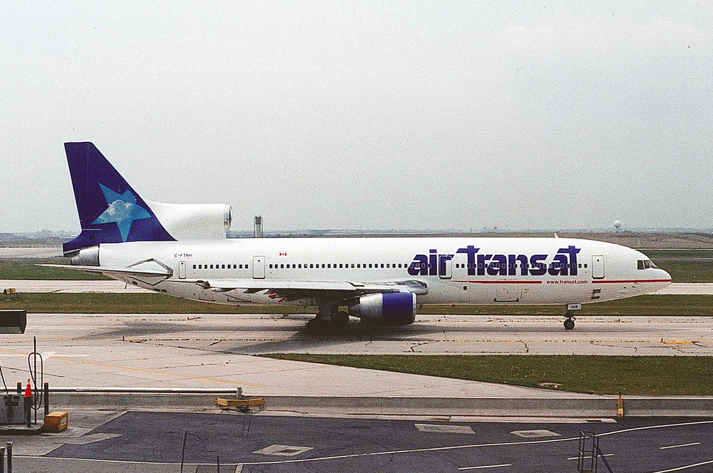 Air Transat L1011150 CFTNH A Blast from the Past An Air… Flickr