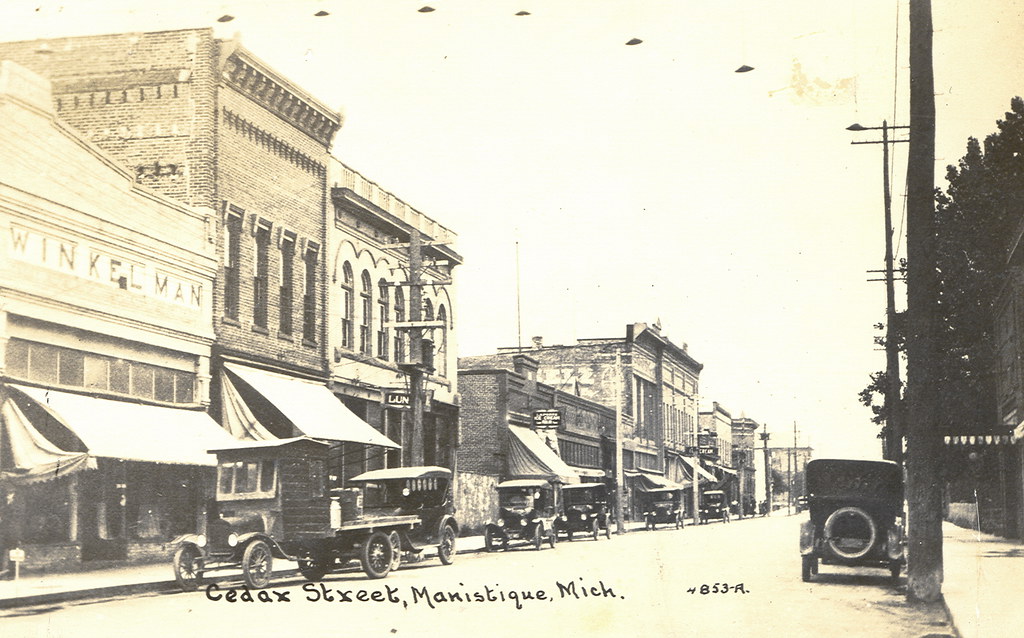 Manistique MI UP 1921 Cedar Street Manistique Downtown Vie… Flickr