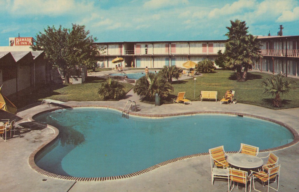 Ramada Inn Victoria, Texas 2702 Houston Hwy. Victoria