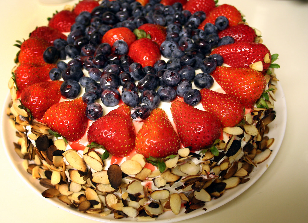 cake, hastily photographed fresh fruit cake with whipped c… Flickr