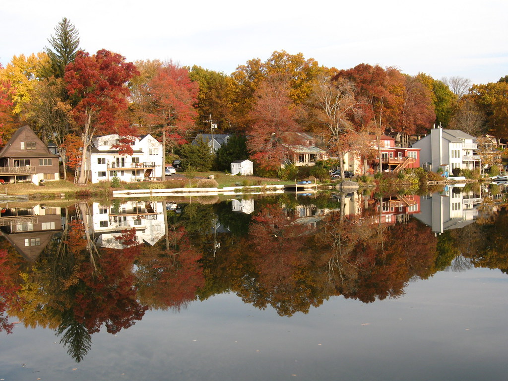 November, Packanack Lake, NJ Kurt Wagner Flickr