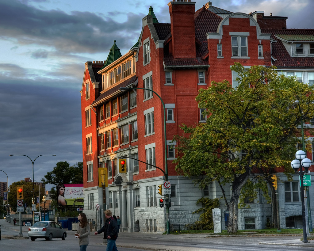 Roslyn Court Apartments Osborne Street, Winnipeg, Manitoba… Flickr