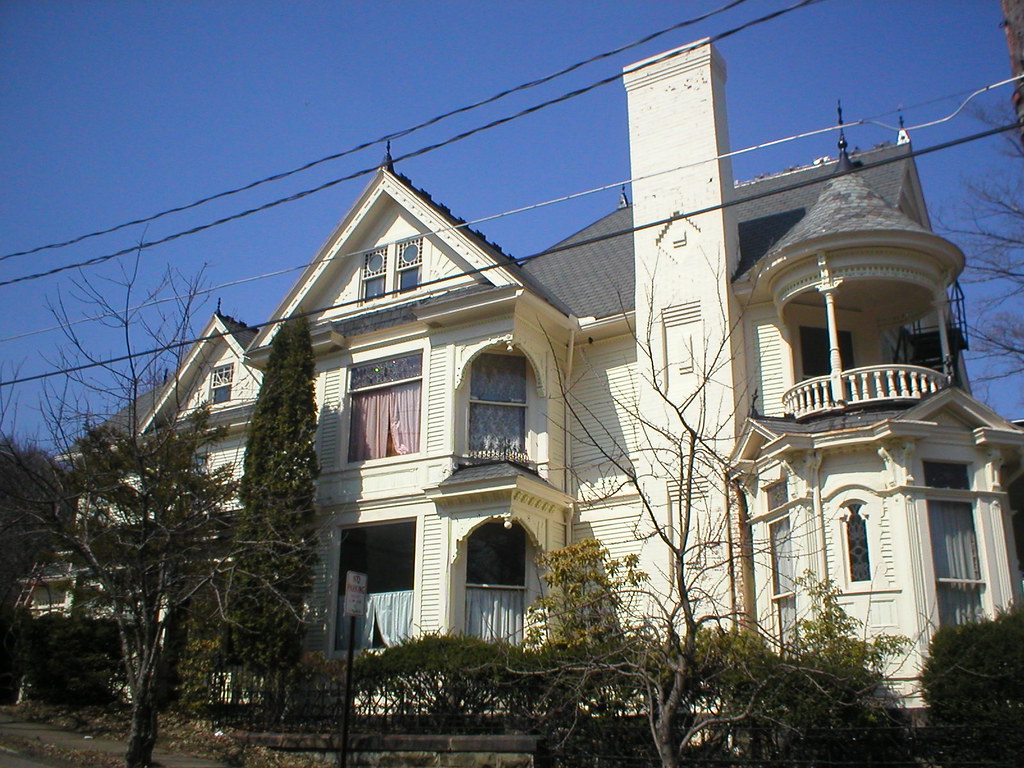 B102 Elegant mansion at 176 Congress Street in Bradford, P… Flickr