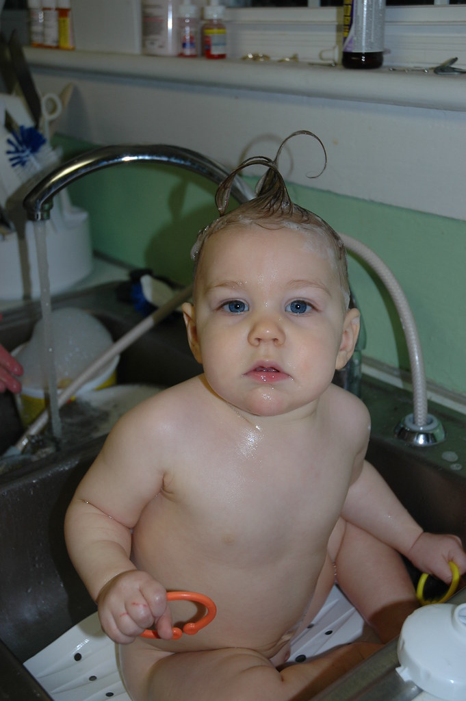 Cindy Lou Hoo? She looks like Cindy Lou Hoo from the Grinc… Flickr