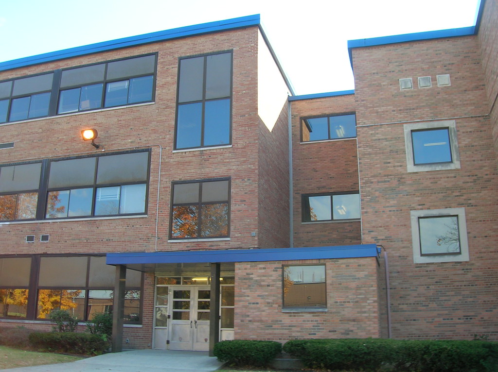 110108 Belmont High SchoolDayton, Ohio (11) Aaron Turner Flickr