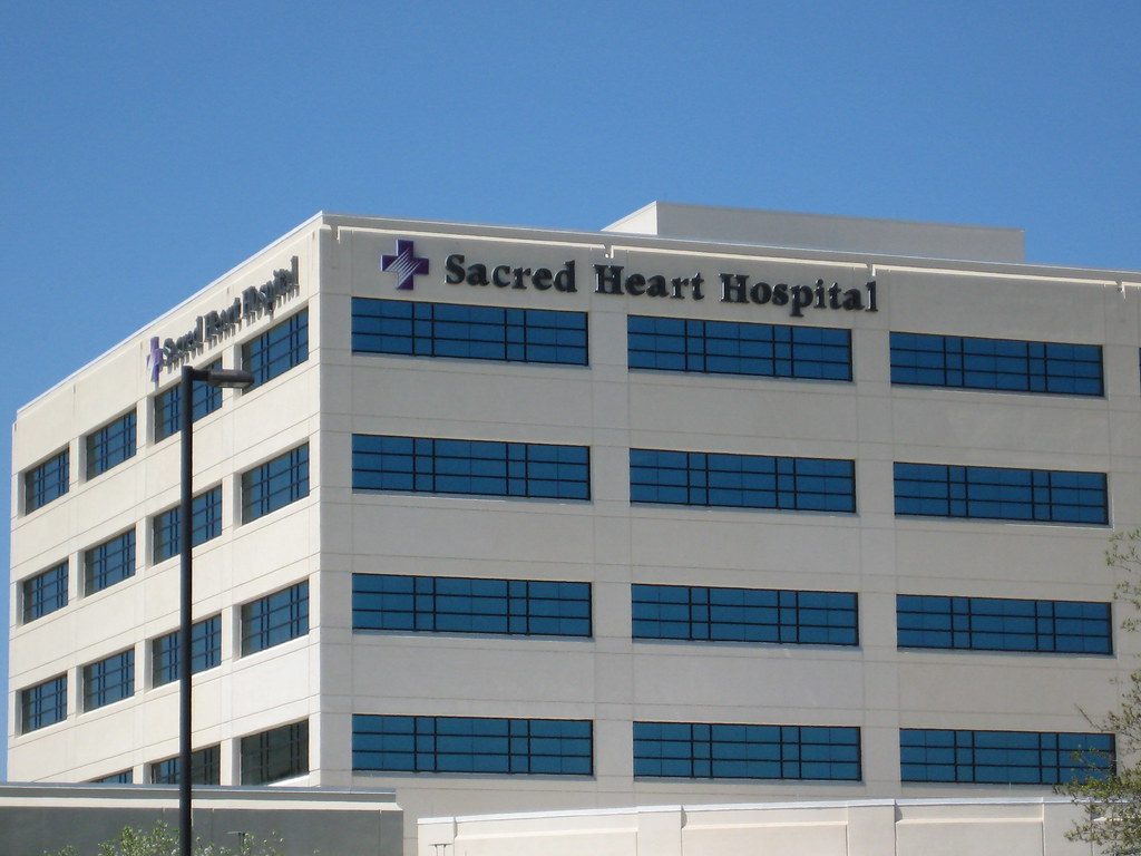 Scrubs in Pensacola Sacred Heart Hospital, also known as t… Flickr