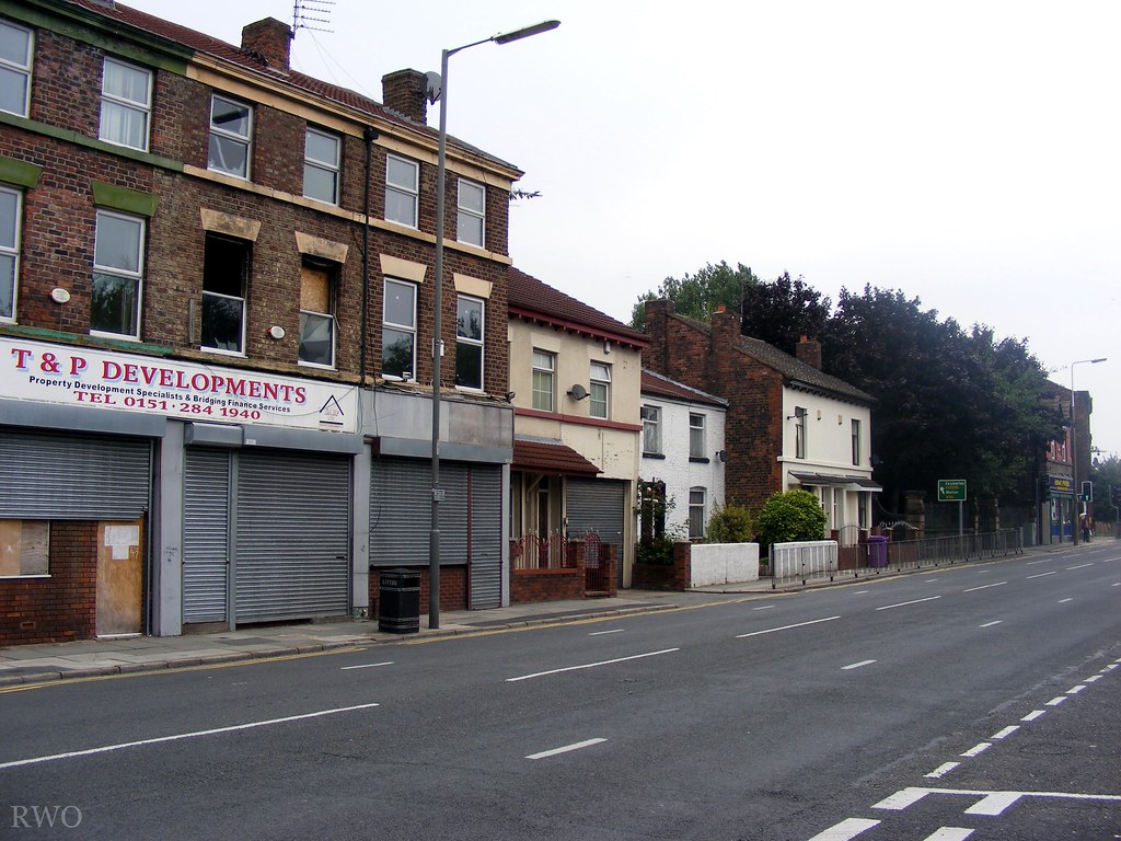Walton Road, Kirkdale The white cottages date back to when… Flickr