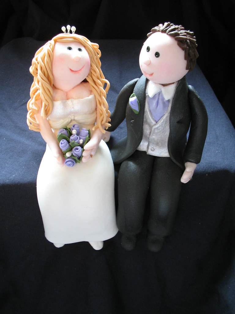 Bride and Groom fondant wedding cake topper My first ever … Flickr