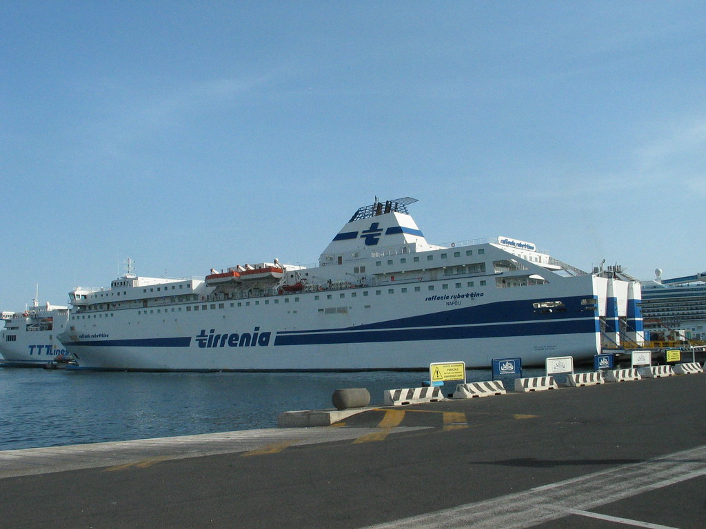 It4_0622_Naples_ Ferry to Palermo emilie_bussiere Flickr