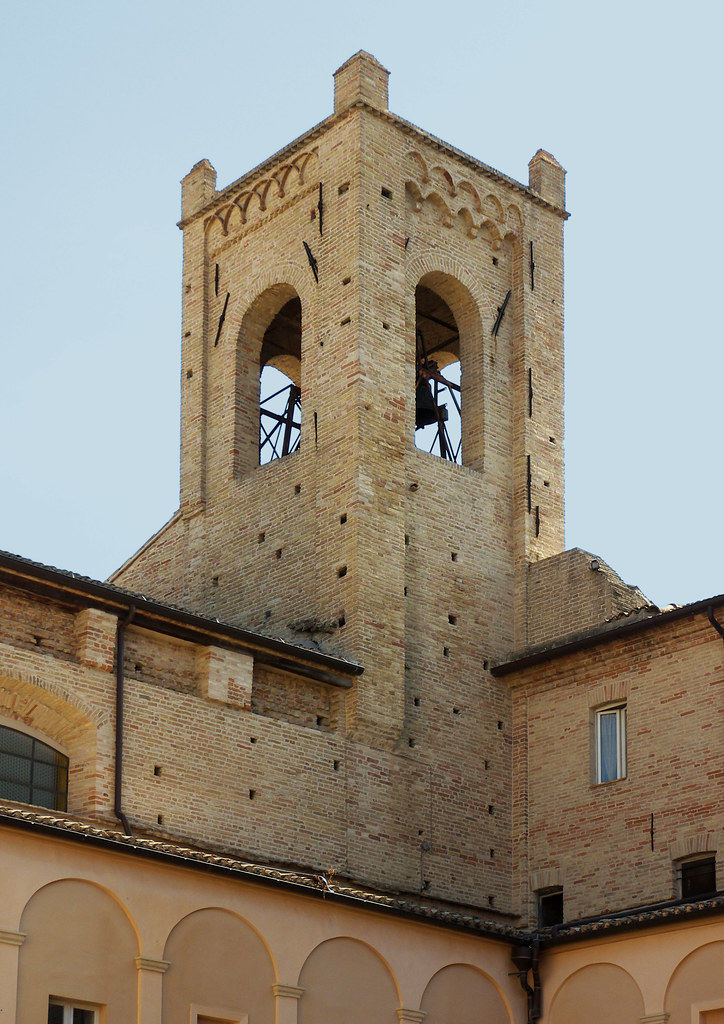 D'in su la vetta della torre antica... Convento di Sant'Ag… Flickr