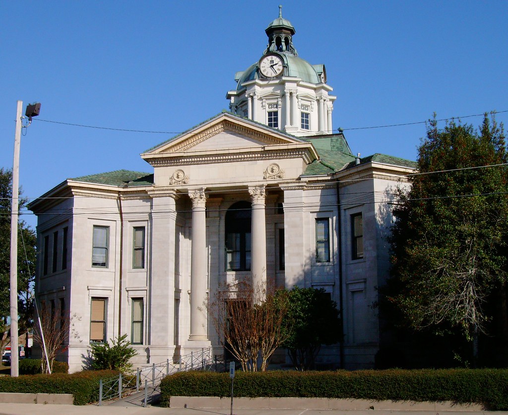 Marion County Courthouse (Columbia, Mississippi) This exce… Flickr