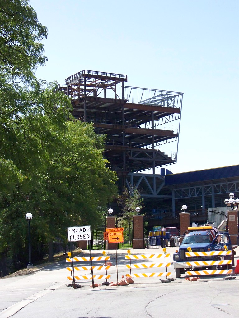 Construction and Expansion at the Big House (University of… Flickr