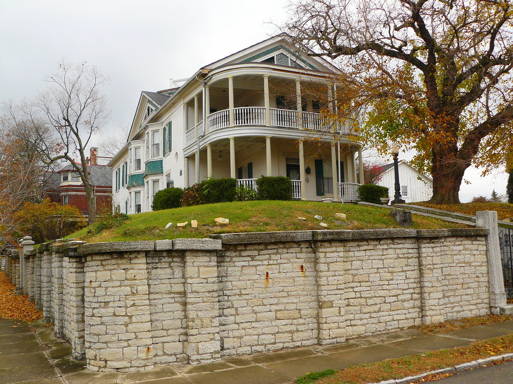 Steamboat House, Dayton, Ohio Located in the St. Anne's Hi… Flickr