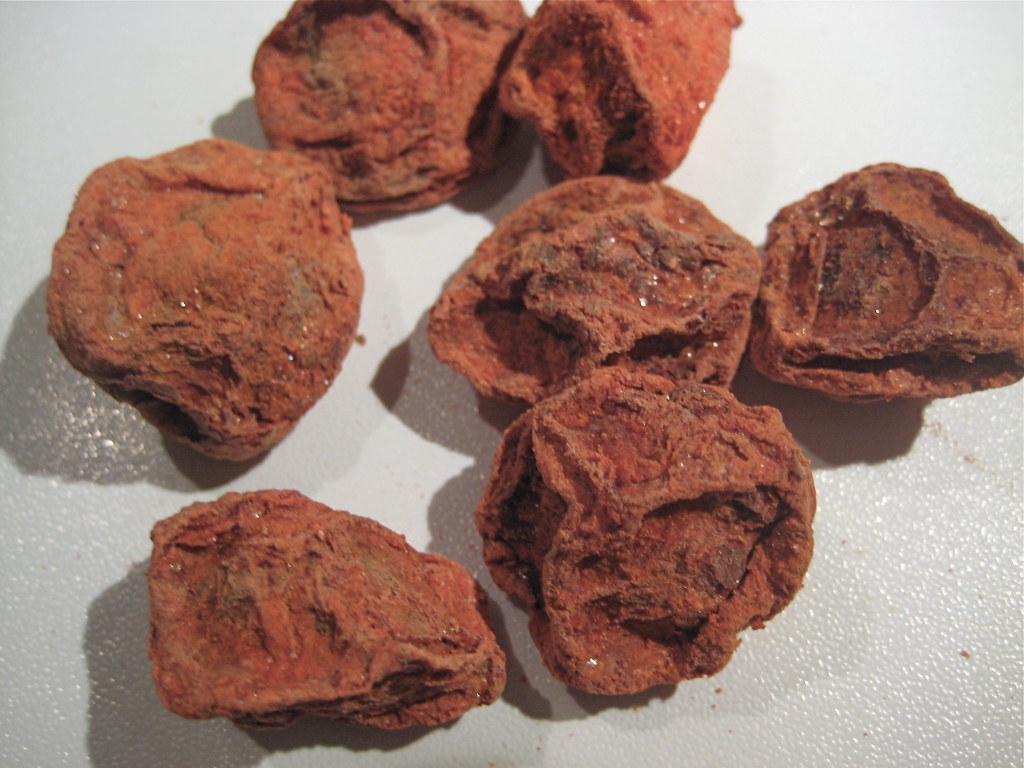 dried plums Lees alles over gedroogde pruimen op www.tokow… Flickr