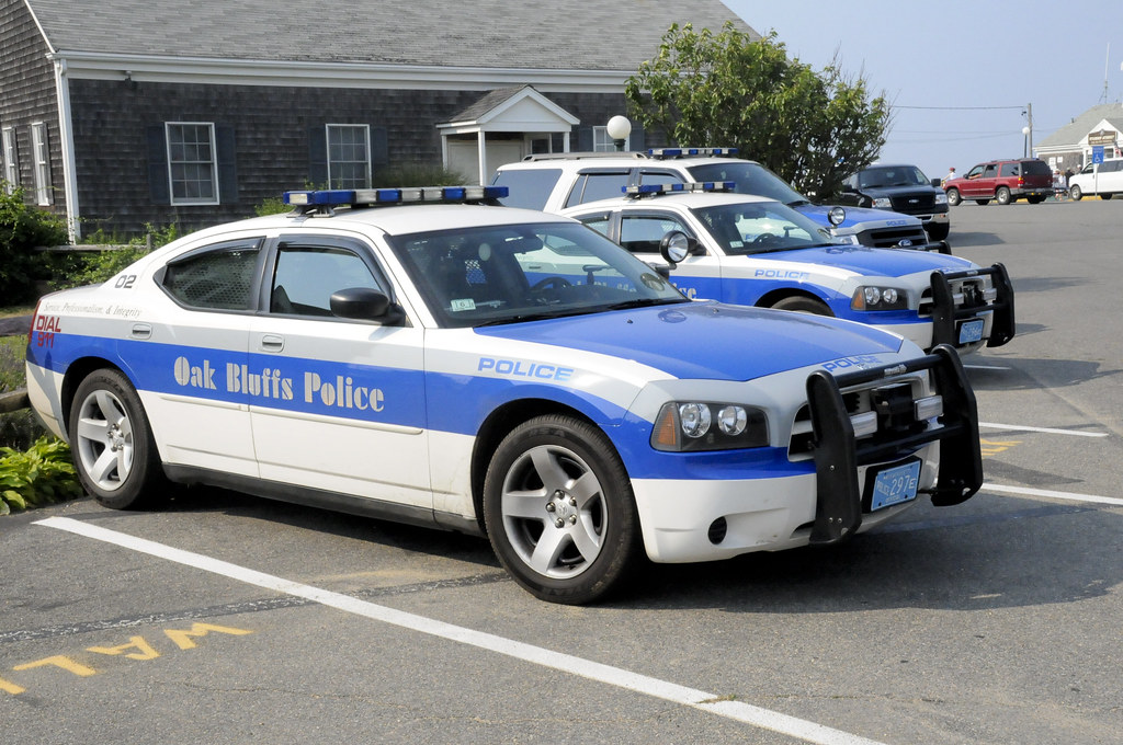 Oak Bluffs Police Dodge Chargers Oak Bluffs,Ma Dodge Charg… Flickr