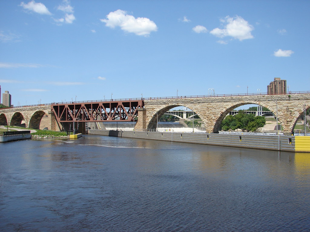 Stone Arch Bridge Stone Arch Bridge famous for its grace… Flickr
