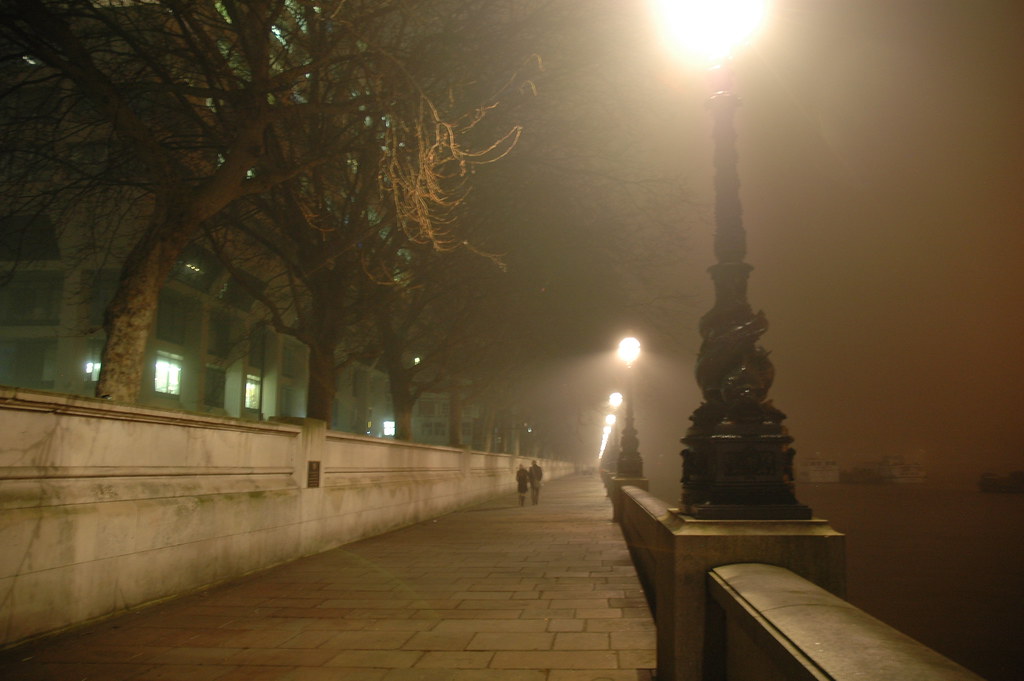 Proper London Fog | Heading south along the Thames | Jay Bergesen | Flickr