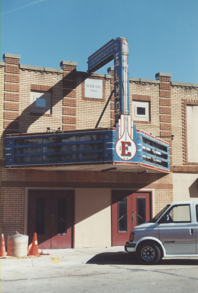 Elmo Theater St. Elmo, Illinois When this photo was taken … Flickr
