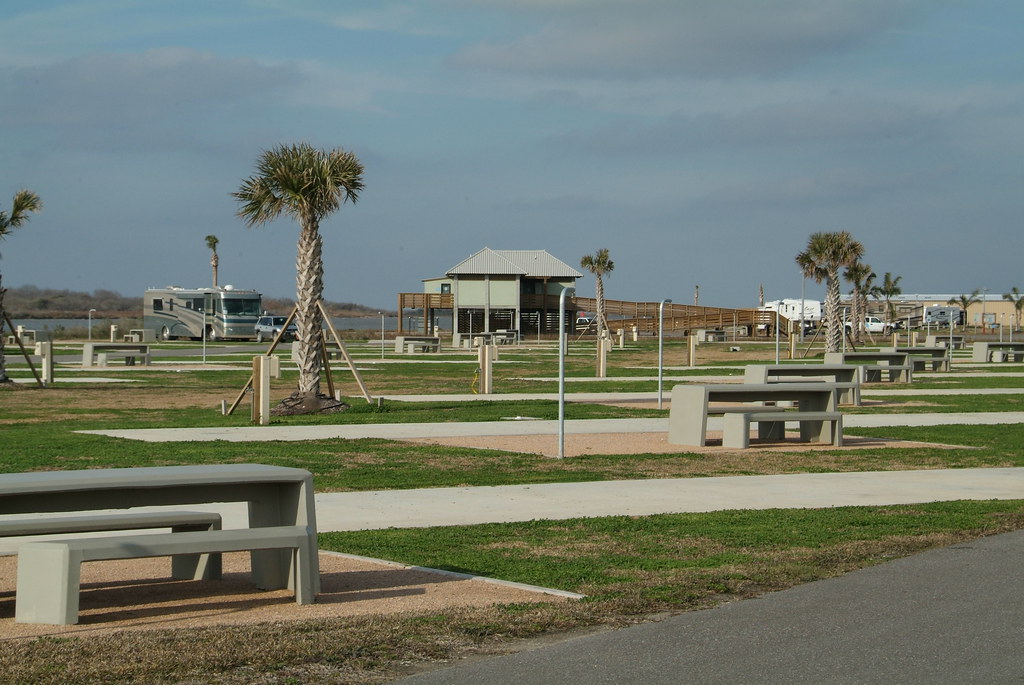 Matagorda Bay RV Park 032 camprrm Flickr