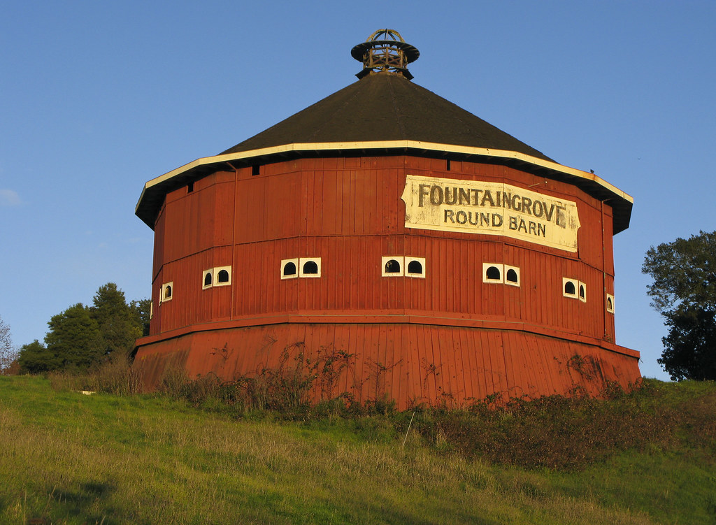 Fountaingrove Round Barn Fountaingrove Round Barn in Santa… Flickr