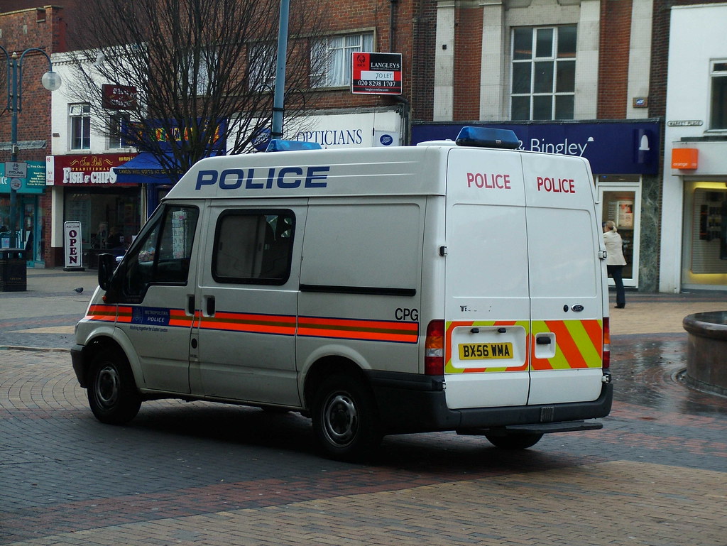 Met Police Transit CPG Metropolitan Police Ford Transit