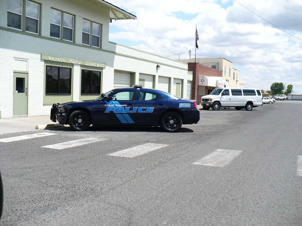 Wapato police car June 16 2007 Wapato Washington Jeepwagoneer46